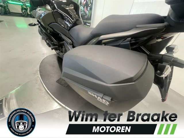 kawasaki - versys-650-grand-tourer