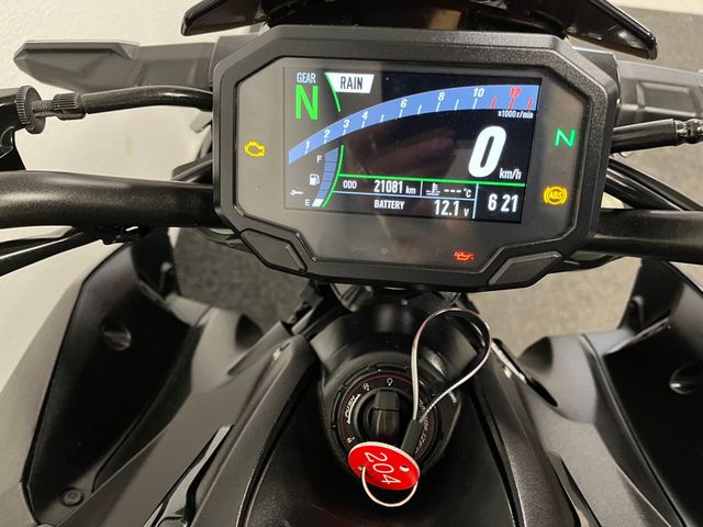 kawasaki - z900