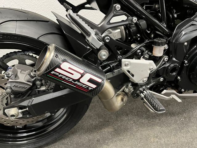kawasaki - z900