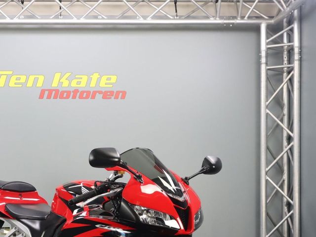 honda - cbr-600-rr