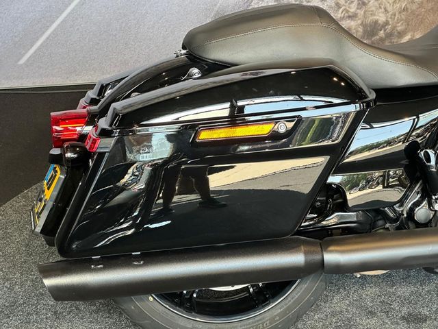 harley-davidson - road-glide-limited-fltrk