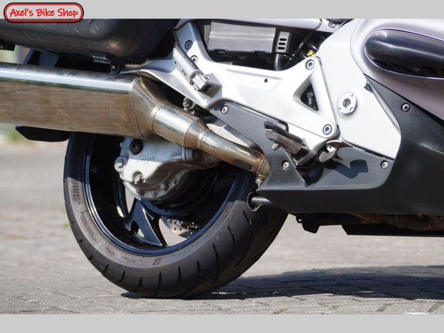honda - st-1300-pan-european