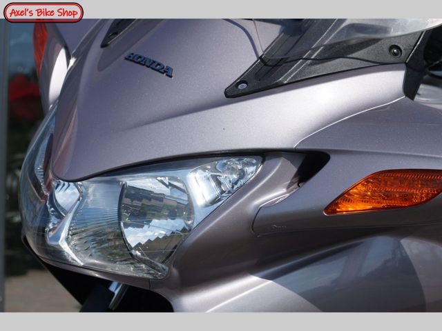 honda - st-1300-pan-european