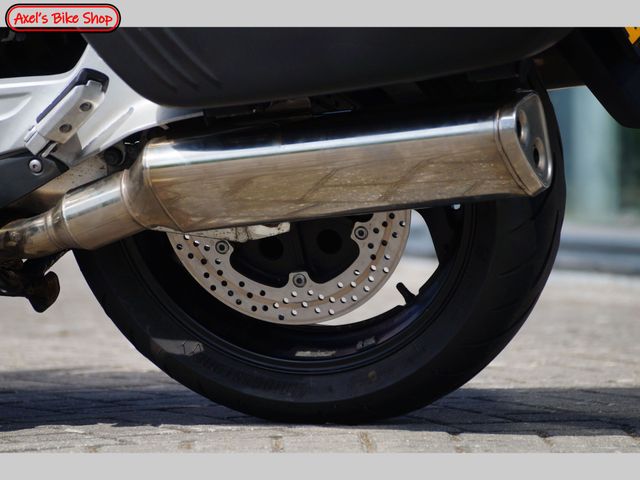 honda - st-1300-pan-european