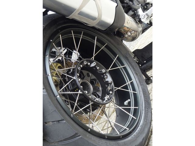 bmw - r-1250-gs-adventure