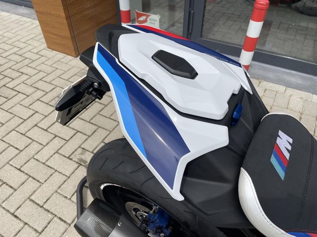 bmw - m-1000-r