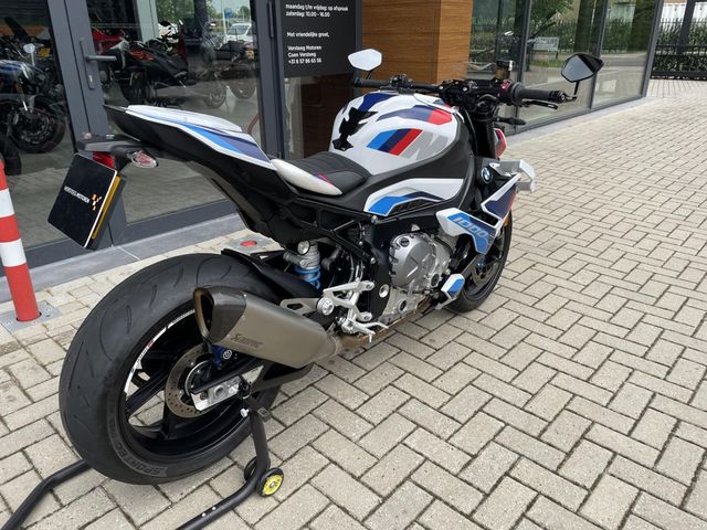 bmw - m-1000-r