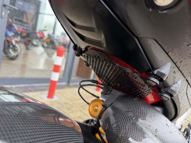 ducati - streetfighter-v4s