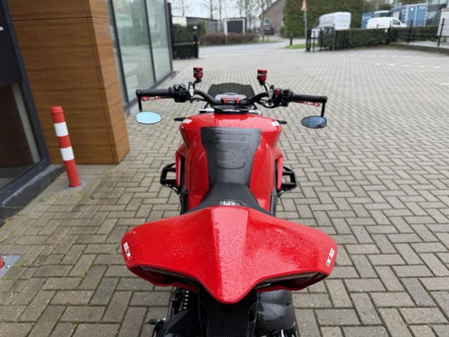 ducati - streetfighter-v4s