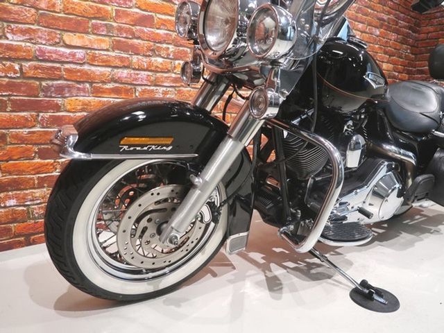 harley-davidson - road-king-classic-flhrc