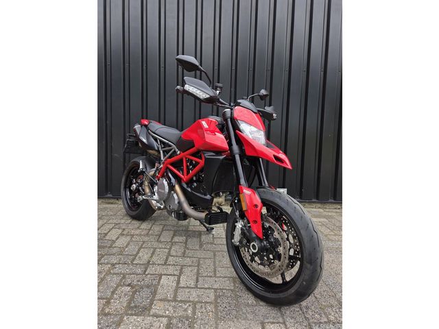 ducati - hypermotard-950