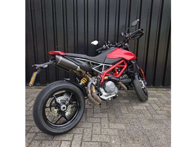 ducati - hypermotard-950