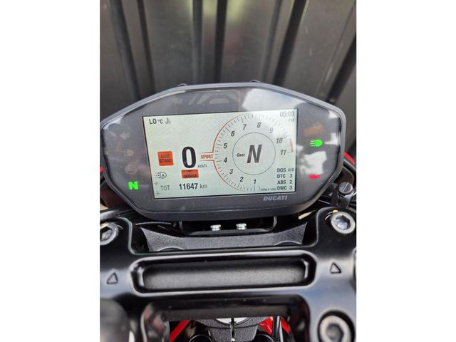 ducati - hypermotard-950