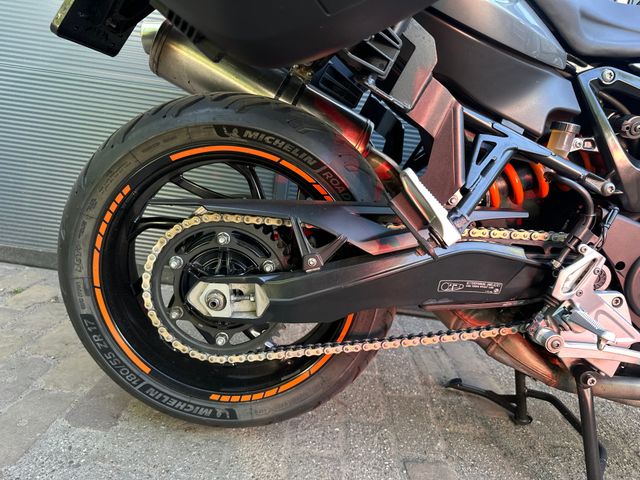 bmw - f-800-r