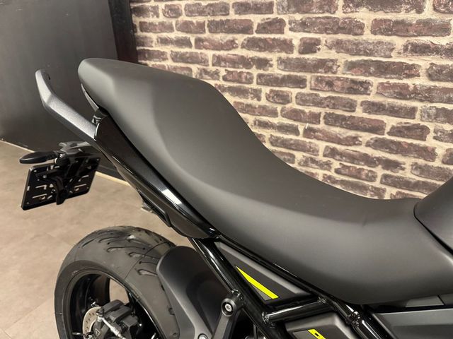 triumph - tiger-sport-660