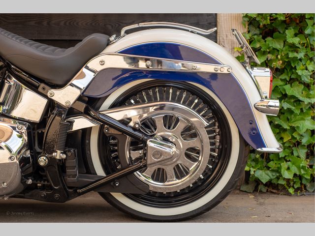 harley-davidson - heritage-softail-classic-flstc