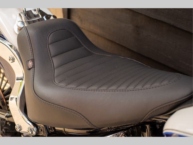 harley-davidson - heritage-softail-classic-flstc