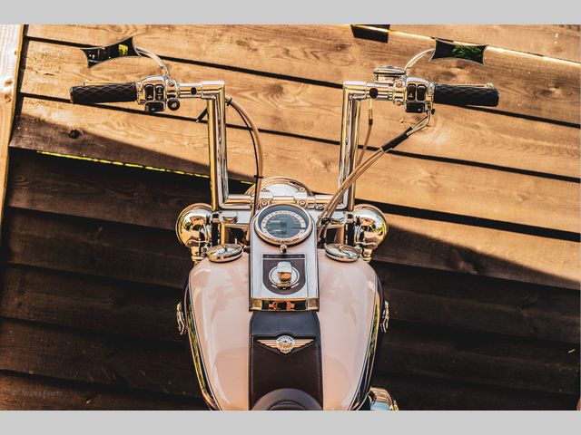 harley-davidson - heritage-softail-classic-flstc