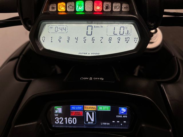 ducati - diavel