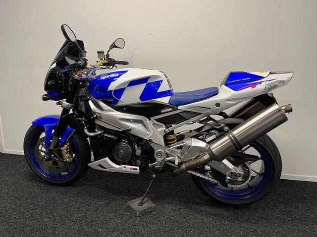 aprilia - tuono-1000-r