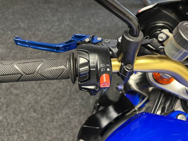 aprilia - tuono-1000-r