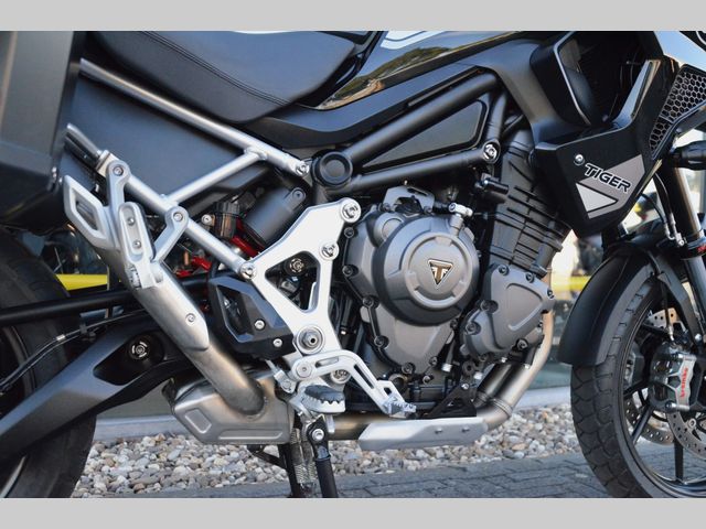 triumph - tiger-1200-gt-pro