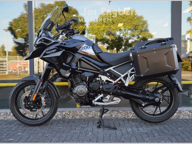 triumph - tiger-1200-gt-pro