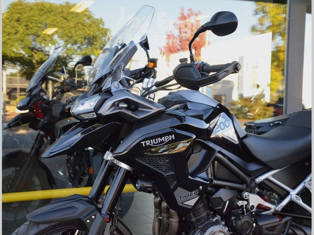 triumph - tiger-1200-gt-pro