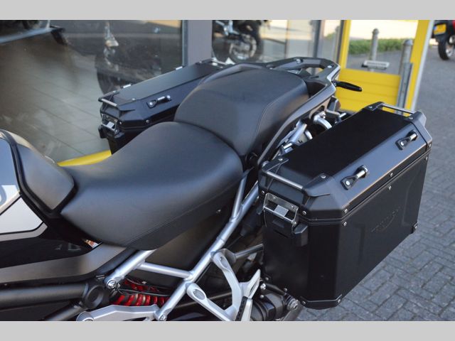 triumph - tiger-1200-gt-pro