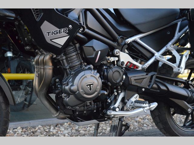 triumph - tiger-1200-gt-pro