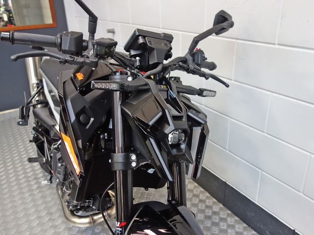 ktm - 790-duke