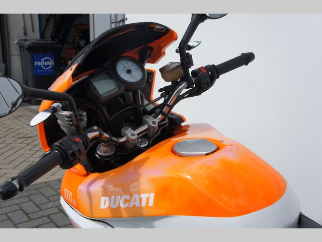 ducati - 1000-ds-multistrada
