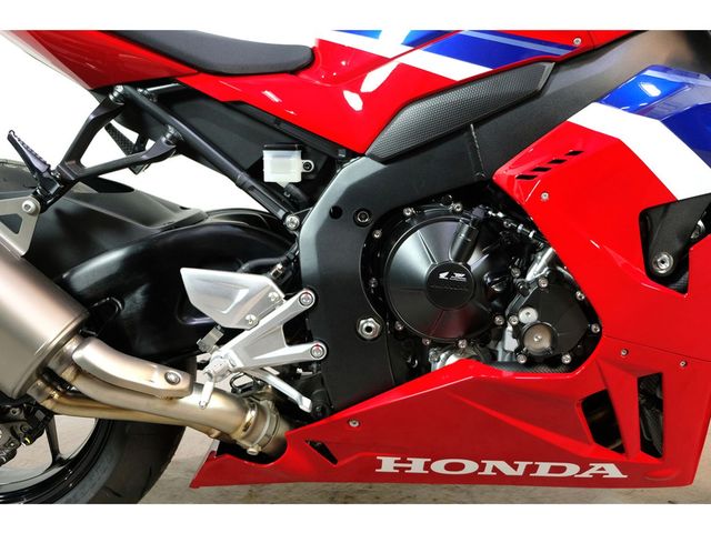 honda - cbr-1000-rr-r-fireblade-sp