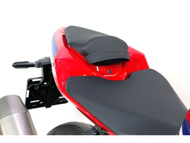 honda - cbr-1000-rr-r-fireblade-sp