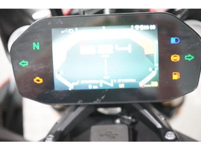 QJMOTOR SRK 125 S2 – foto 3