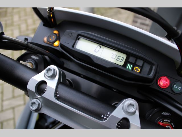 husqvarna - 701-supermoto