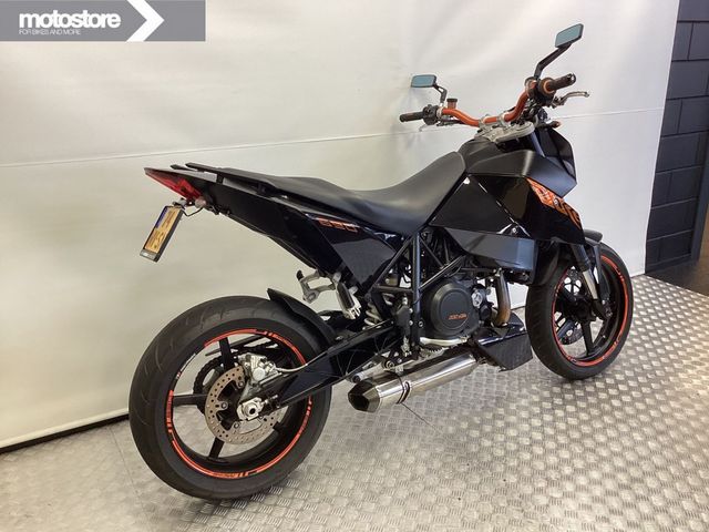 ktm - 690-duke