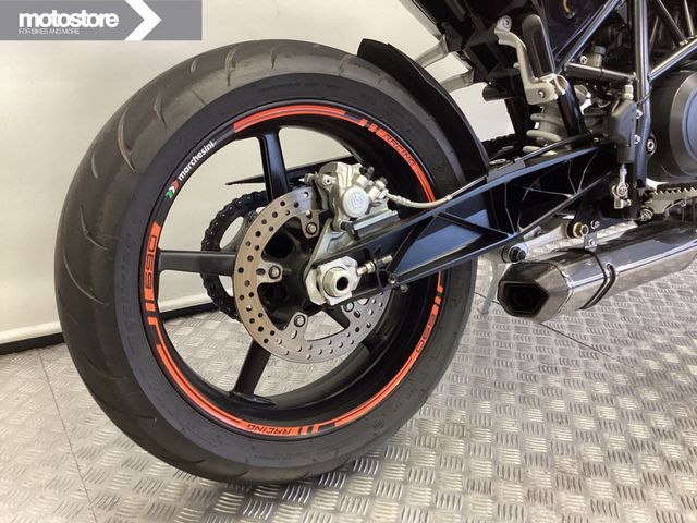 ktm - 690-duke