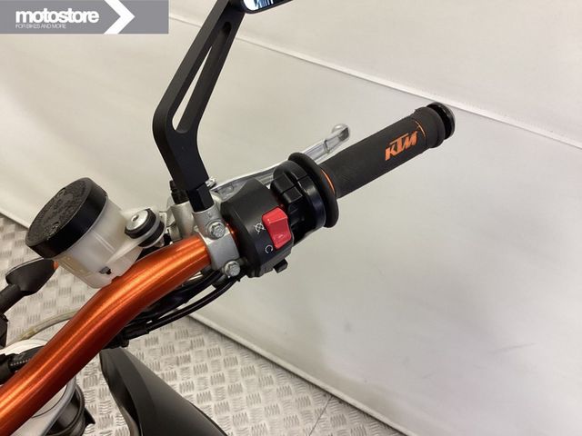 ktm - 690-duke