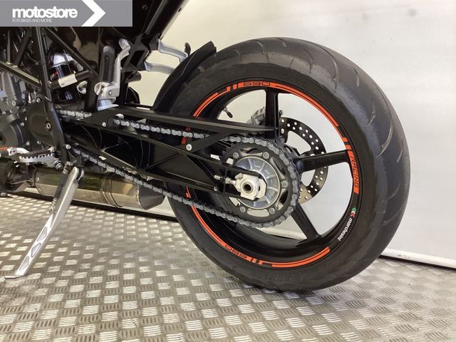 ktm - 690-duke