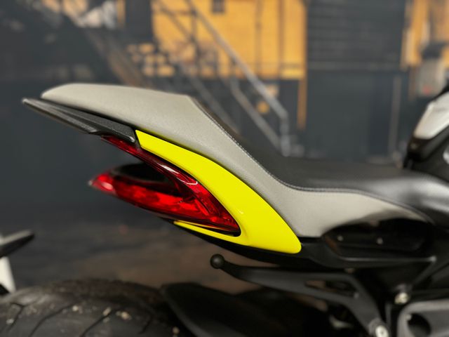 mv-agusta - dragster-800-rr