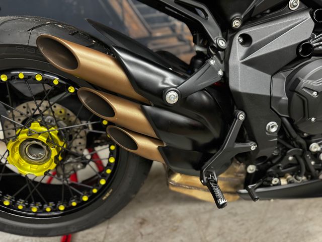 mv-agusta - dragster-800-rr