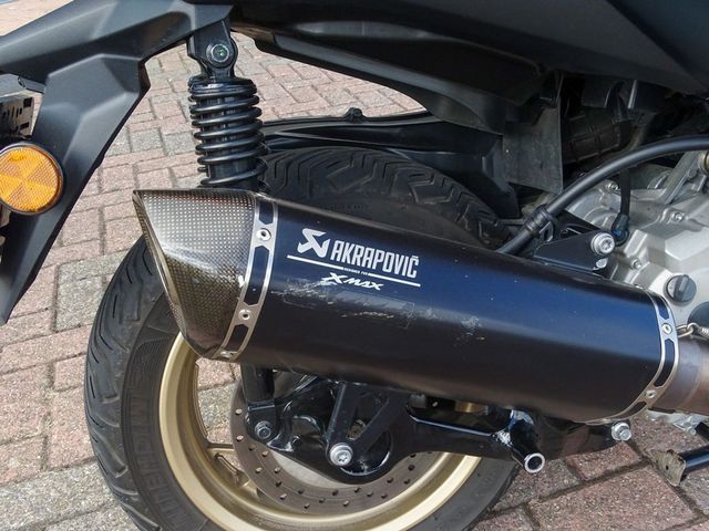 yamaha - x-max-300-tech-max