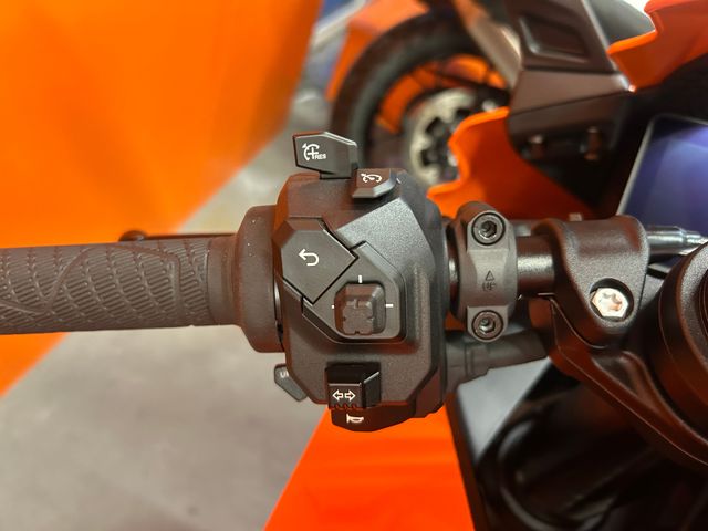 ktm - 990-rc-r