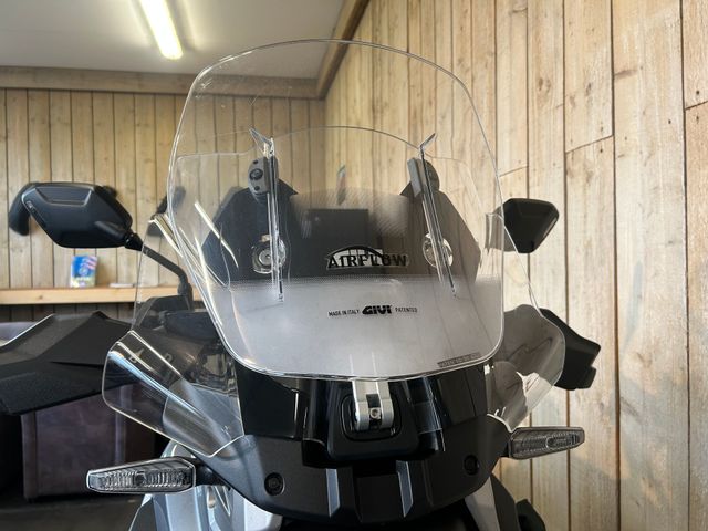 suzuki - v-strom-1050-xta