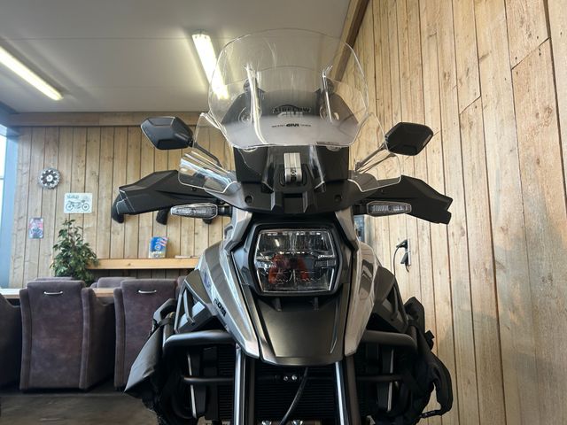 suzuki - v-strom-1050-xta