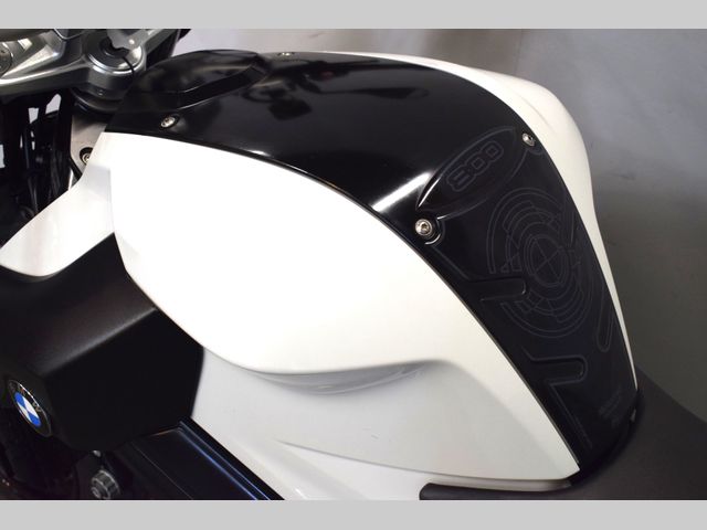 bmw - f-800-r