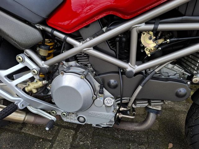 ducati - monster-900s-ie