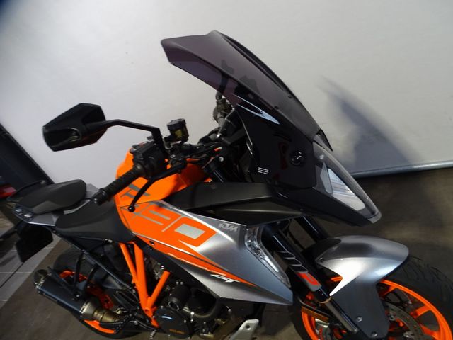 ktm - 1290-super-duke-gt