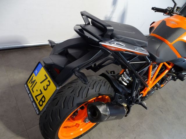 ktm - 1290-super-duke-gt
